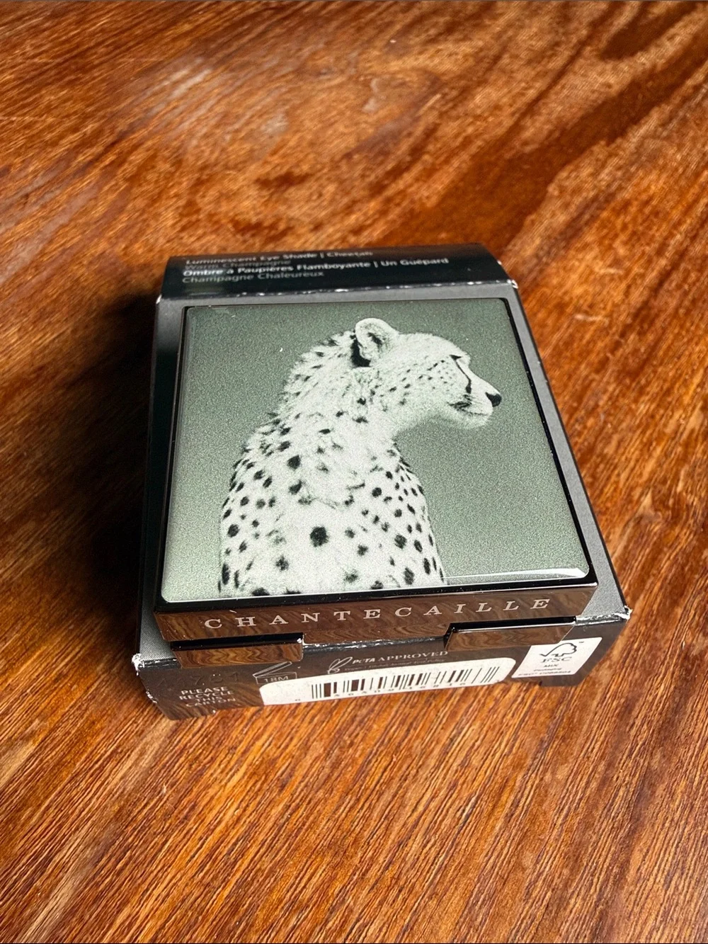 Chantecaille Shimmering Sage Single Eyeshadow Compact